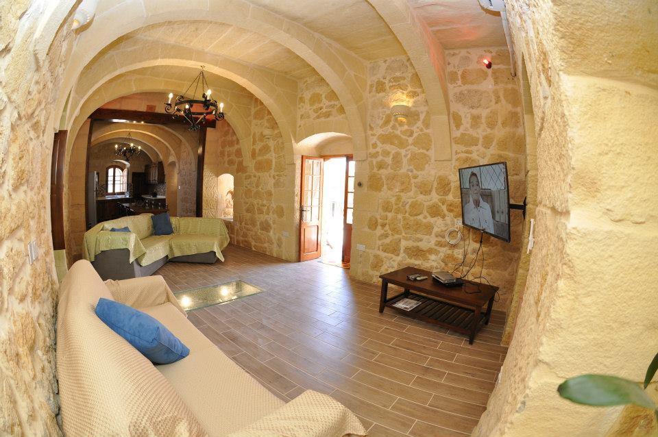 Mikiel U Rosa Holiday Farmhouse With Large Private Pool Zebbug  Экстерьер фото