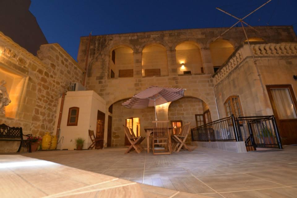 Mikiel U Rosa Holiday Farmhouse With Large Private Pool Zebbug  Экстерьер фото