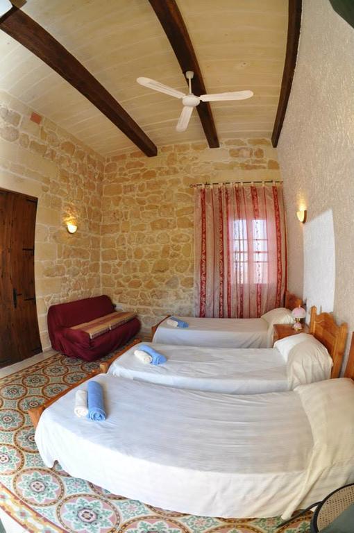 Mikiel U Rosa Holiday Farmhouse With Large Private Pool Zebbug  Экстерьер фото